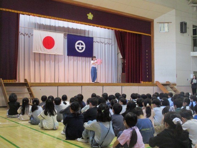 児童代表の言葉　新６年生の発表です。