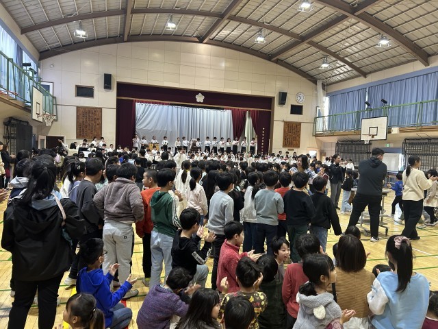 退場は演奏曲に乗って