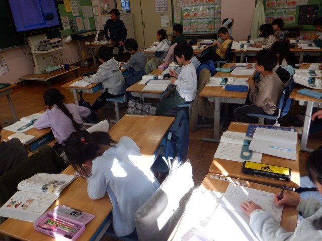 https://machida.schoolweb.ne.jp/1310189/blog_img/106318046?tm=20241128102827