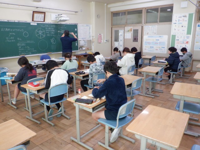 https://machida.schoolweb.ne.jp/1310189/blog_img/117209693?tm=20241212103834