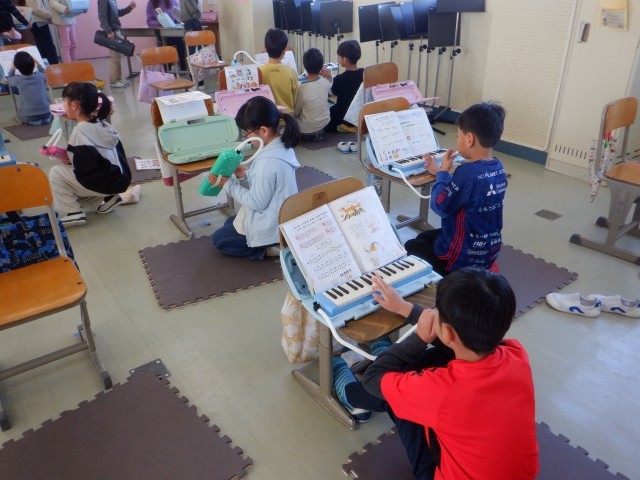 https://machida.schoolweb.ne.jp/1310189/blog_img/128993456?tm=20241216104652