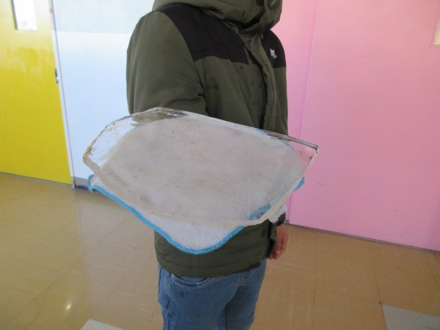 厚さ1センチ