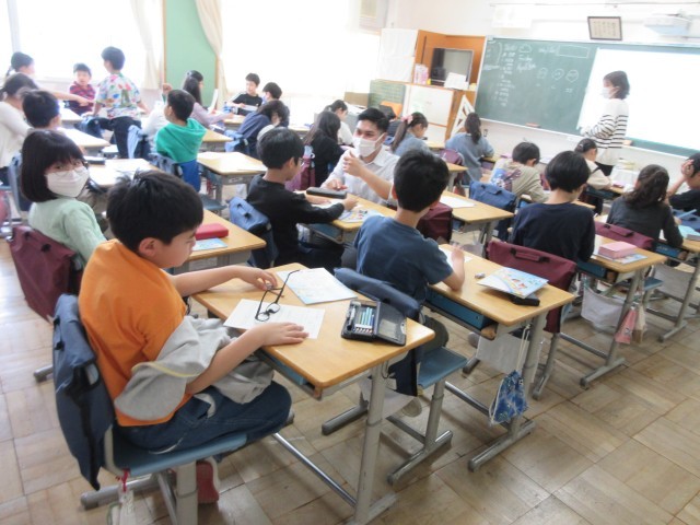 4年生外国語活動