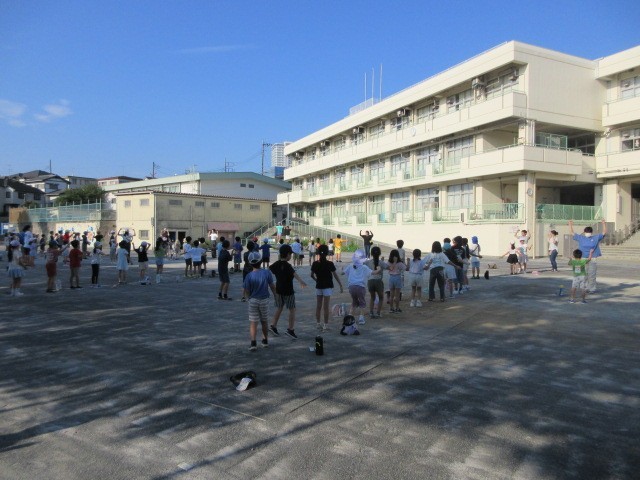 ラジオ体操中