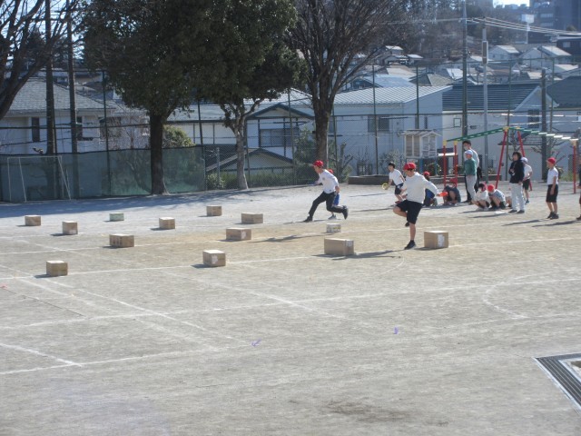 すぎな学級体育