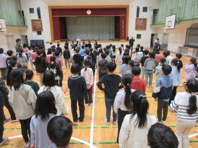 6年生を送る会の練習（3年生）
