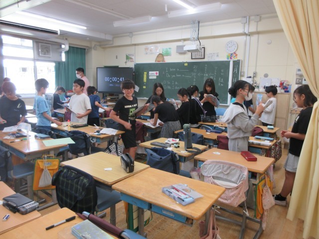 ４年生外国語活動