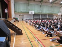 全校朝会