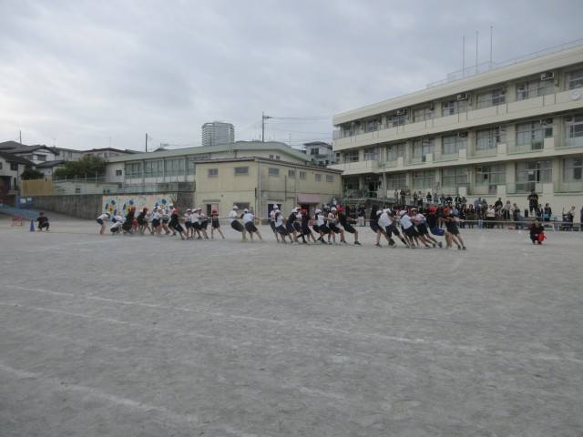 お助け綱引き