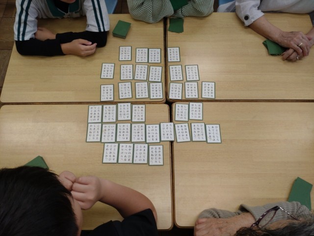 講座:百人一首の様子