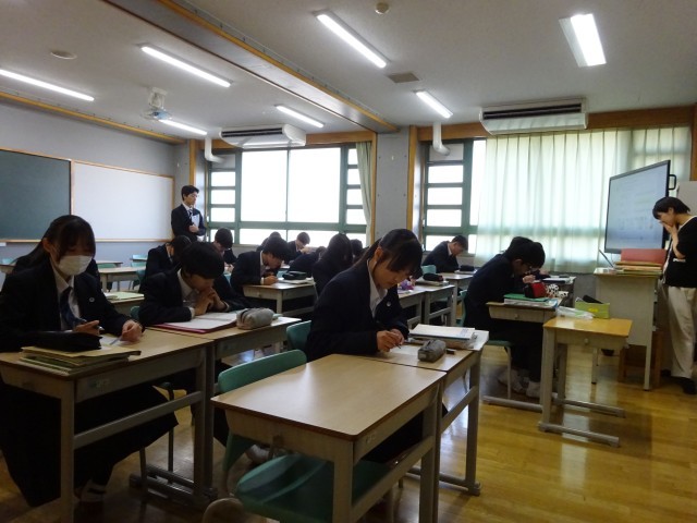 https://machida.schoolweb.ne.jp/1320100/blog_img/128977739?tm=20241212141227